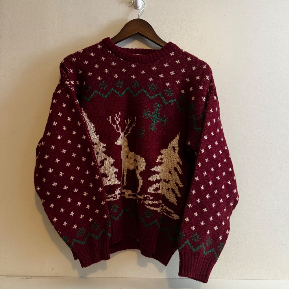 Northern Isles Large Burgundy Reindeer Wool Blend Sweater Christmas Winter VTG